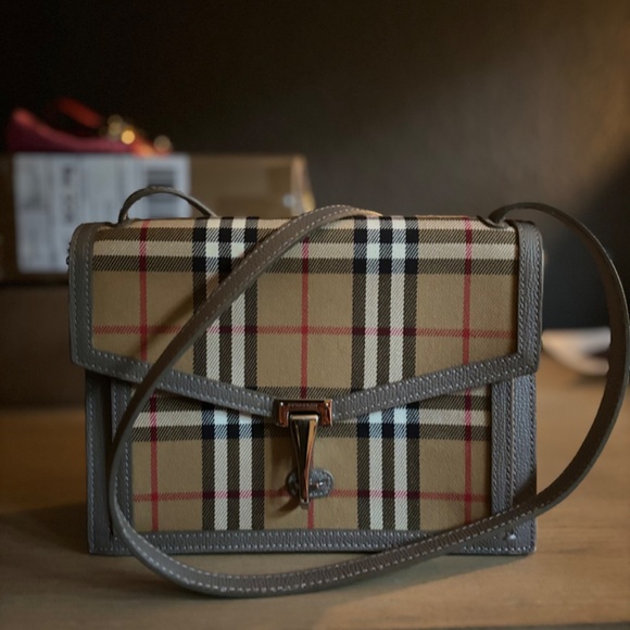 Burberry crossbody canvas and leather bag - Picture 3 of 8